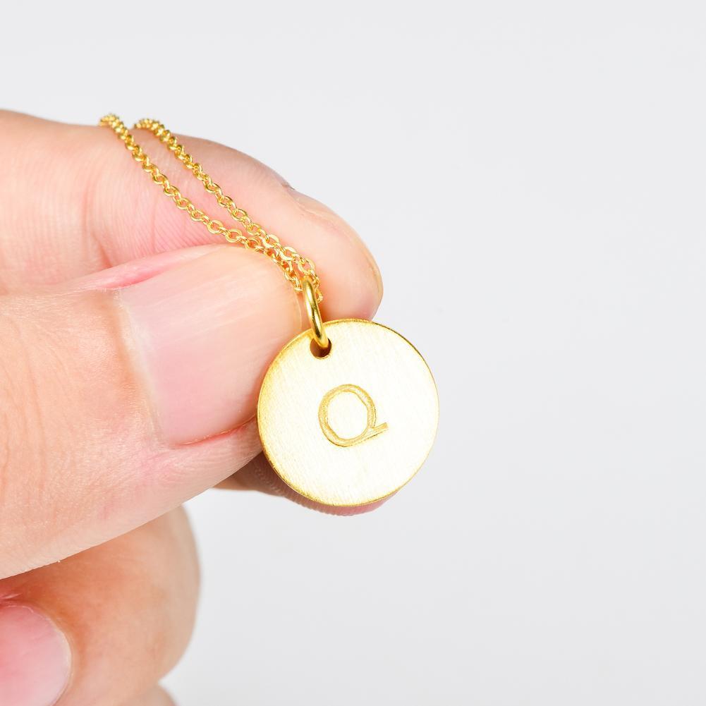 14K Yellow Gold Script Disc Initial Necklace Round Letter 'Q' Pendant in 925 Sterling Siver 18'