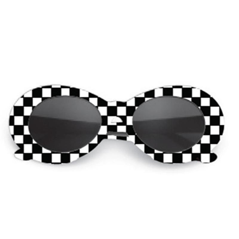 loomrack 60s Round Bold Framed Sunglasses Sunglasses Checkered Black/White