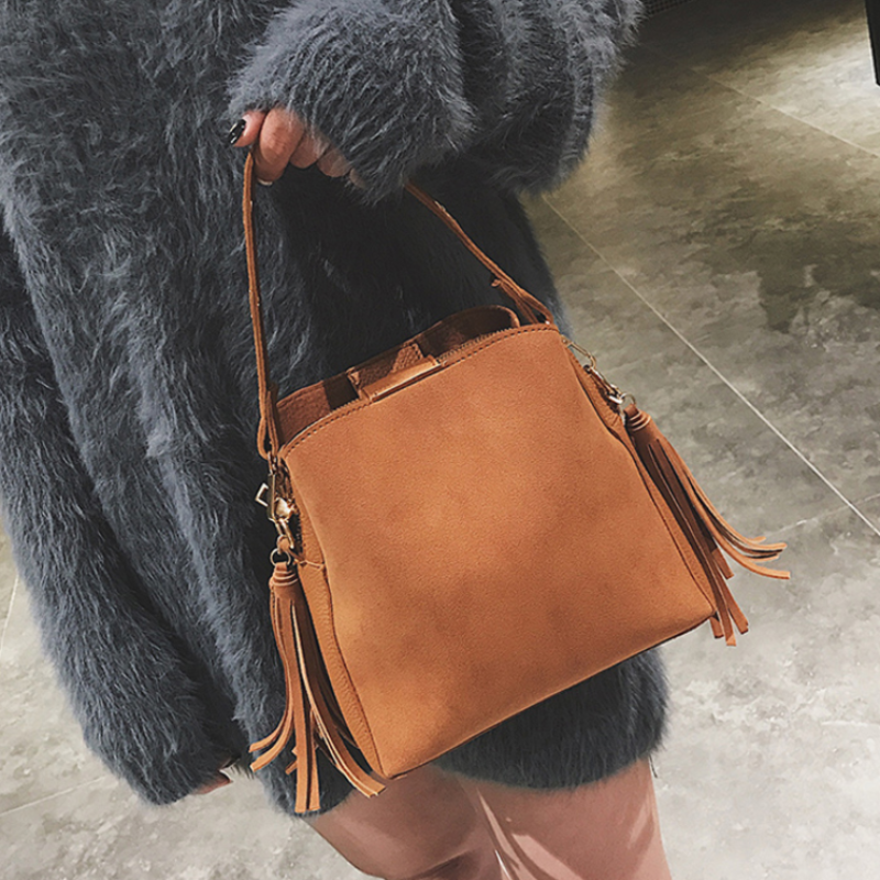 loomrack Vintage Tassel Adorned Bucket Crossbody Messenger Bag Shoulder Bags