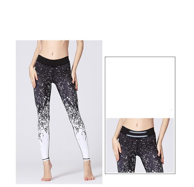 Premium Abstract Print High Waist Leggings Leggings Black White / S